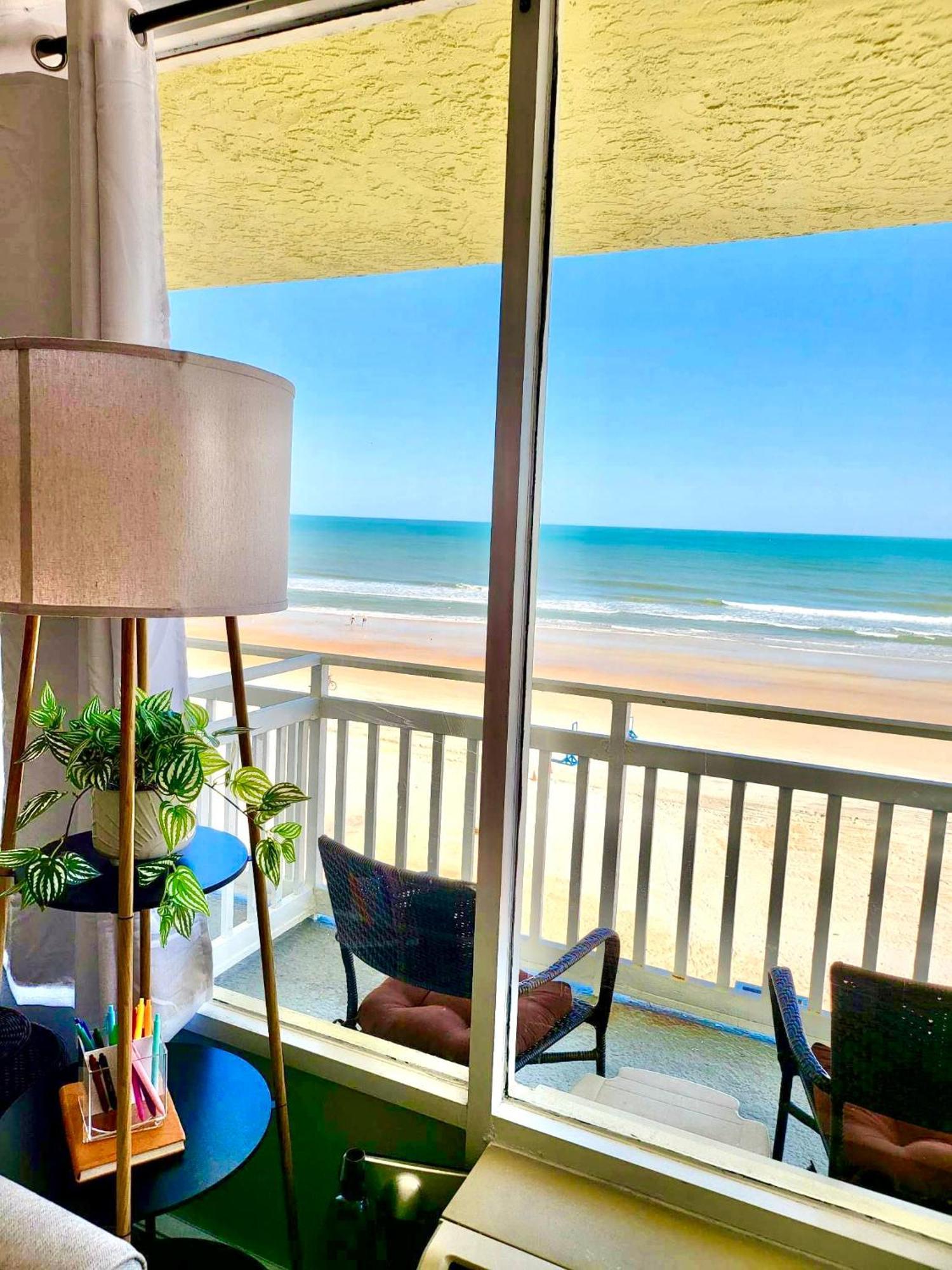 Blessing - Oceanfront At Symphony Club Hébergement de vacances *