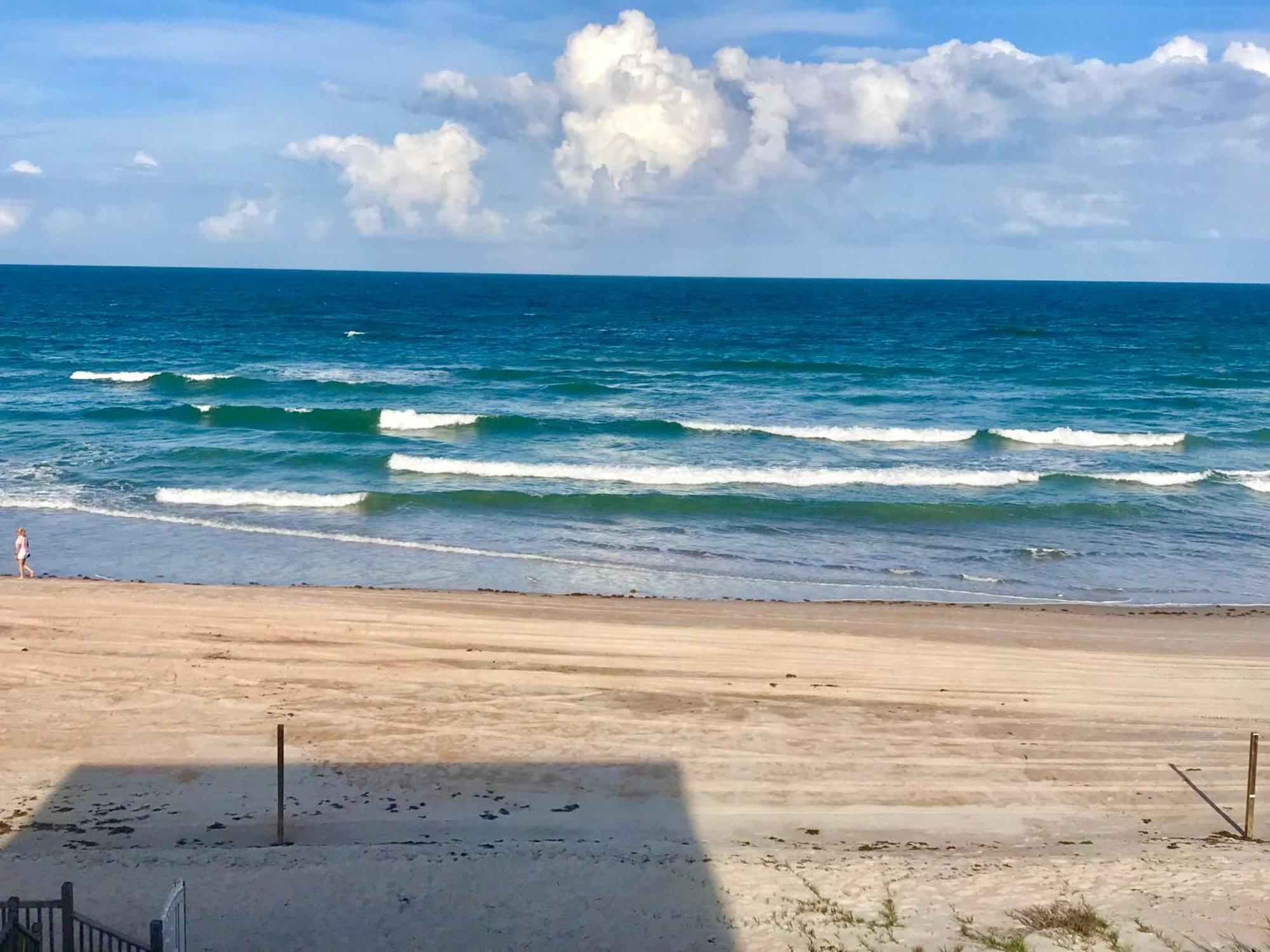 Blessing - Oceanfront At Symphony Club Hébergement de vacances Ormond Beach